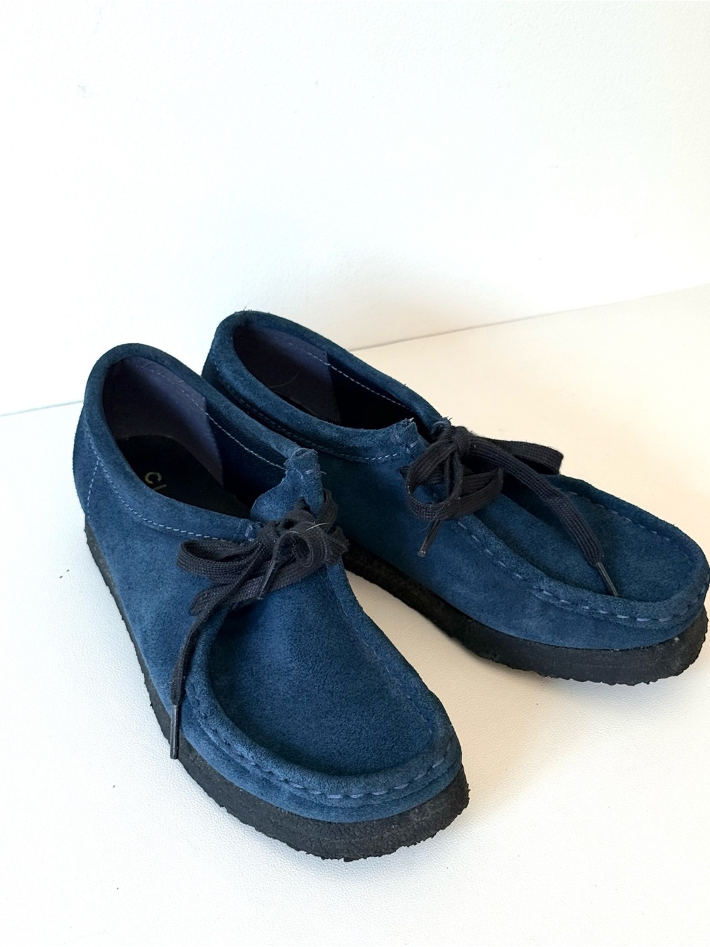Clarks Originals Wallabee Blue Suede Shoes Women’s 6.5 EU 37 Crepe Sole Casual